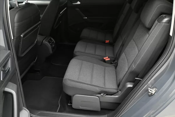 Volkswagen Touran 2,0 TDI 110KW DSG 7míst Záruka - foto 15