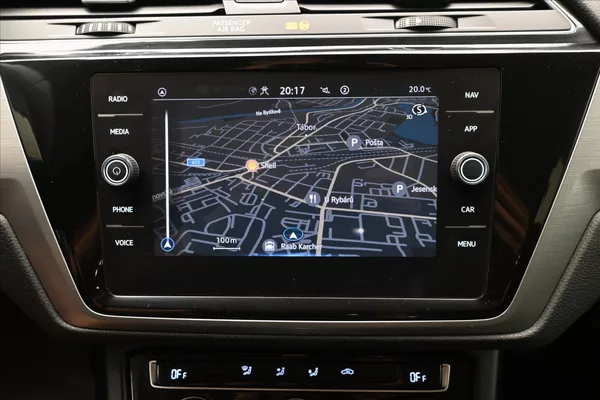 Volkswagen Touran 2,0 TDI 110KW DSG 7míst Záruka - foto 21