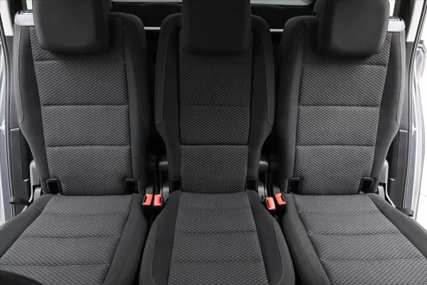 Volkswagen Touran 2,0 TDI 110KW DSG 7míst Záruka - foto 29