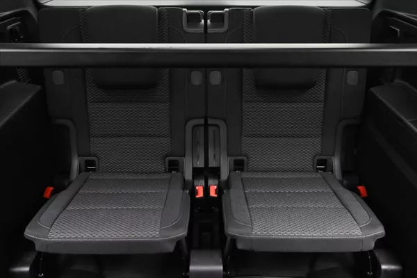 Volkswagen Touran 2,0 TDI 110KW DSG 7míst Záruka - foto 30