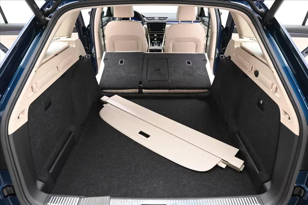 Škoda Superb 2,0 TDI 110 kW DSG Style Záruk - foto 11