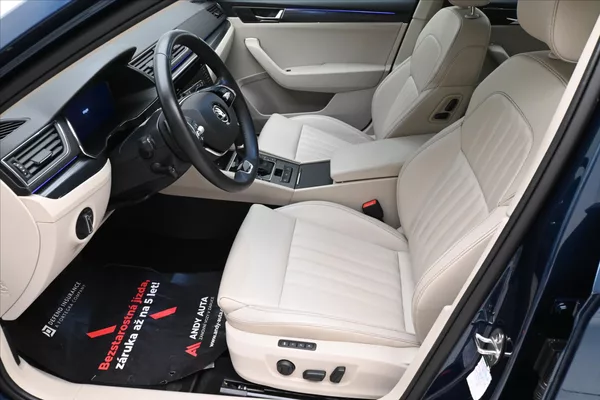 Škoda Superb 2,0 TDI 110 kW DSG Style Záruk - foto 13