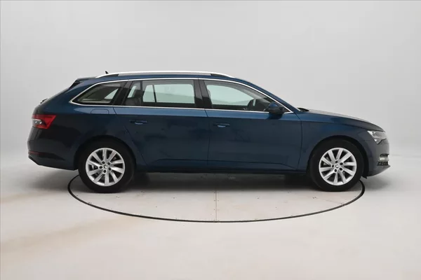 Škoda Superb 2,0 TDI 110 kW DSG Style Záruk - foto 4
