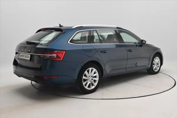 Škoda Superb 2,0 TDI 110 kW DSG Style Záruk - foto 5
