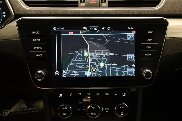 Škoda Superb 2,0 TDI 110kW DSG Clever Záruk - foto 20