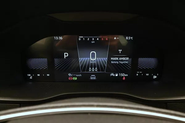 Škoda Karoq 2,0 TDI 85kW DSG Ambition Záru - foto 16