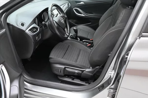 Opel Astra 1,5 CDTi 90 kW Park. Kamera Zá - foto 13