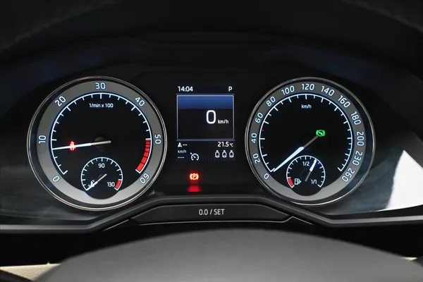 Škoda Superb 2,0 TDI 140 kW DSG L&K Záruka - foto 16