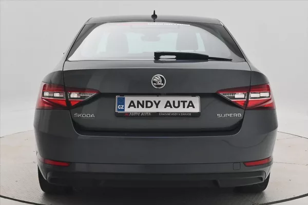 Škoda Superb 2,0 TDI 140 kW DSG L&K Záruka - foto 6