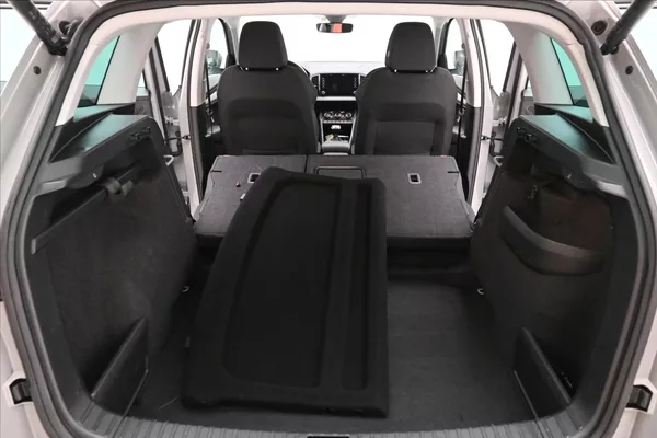 Škoda Karoq 2,0 TDI 85kW DSG Ambition Záru - foto 11