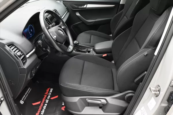 Škoda Karoq 2,0 TDI 85kW DSG Ambition Záru - foto 13