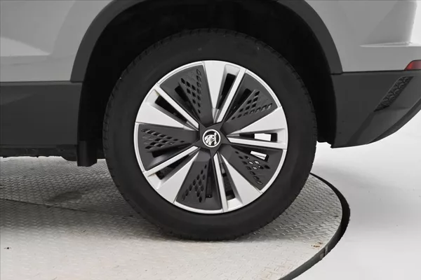 Škoda Karoq 2,0 TDI 85kW DSG Ambition Záru - foto 31