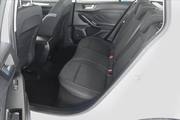Ford Focus 1,5 EcoBlue 88 kW AT/8 Titaniu - foto 10