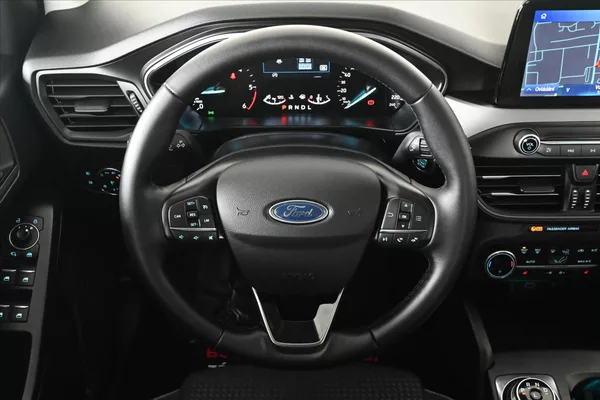 Ford Focus 1,5 EcoBlue 88 kW AT/8 Titaniu - foto 16