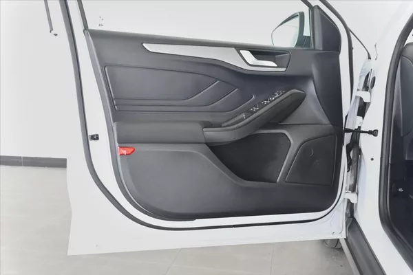 Ford Focus 1,5 EcoBlue 88 kW AT/8 Titaniu - foto 26