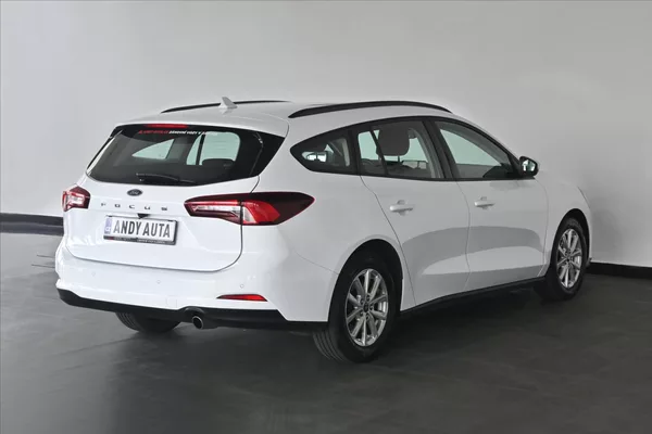 Ford Focus 1,5 EcoBlue 88 kW AT/8 Titaniu - foto 3