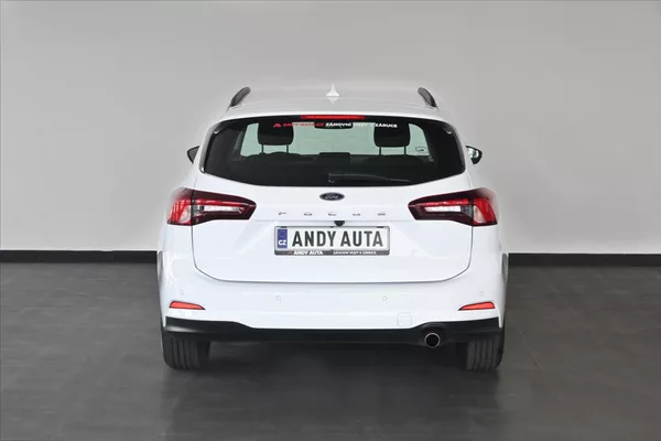 Ford Focus 1,5 EcoBlue 88 kW AT/8 Titaniu - foto 4