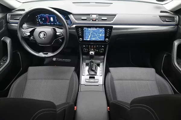 Škoda Superb 2,0 TDI 110 kW DSG Style Záruk - foto 15