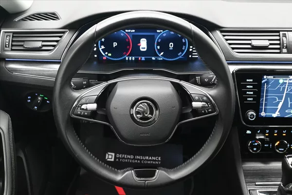 Škoda Superb 2,0 TDI 110 kW DSG Style Záruk - foto 18