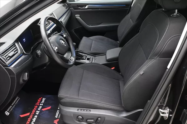 Škoda Superb 2,0 TDI 110 kW DSG Style Záruk - foto 13