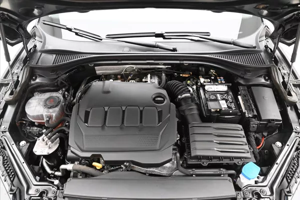 Škoda Superb 2,0 TDI 110 kW DSG Style Záruk - foto 9