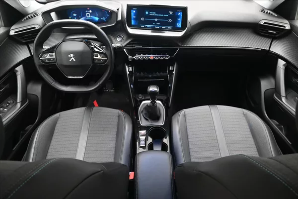 Peugeot 2008 1,5 BlueHDi 81 kW Allure Záruk - foto 15