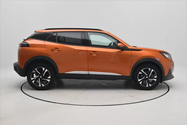 Peugeot 2008 1,5 BlueHDi 81 kW Allure Záruk - foto 4