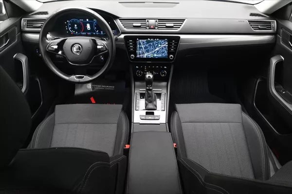 Škoda Superb 2,0 TDI 147 kW DSG Style Záruk - foto 15