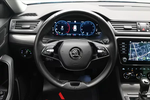 Škoda Superb 2,0 TDI 147 kW DSG Style Záruk - foto 18