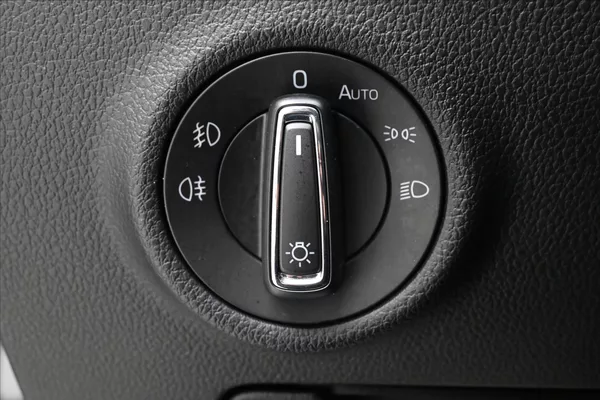 Škoda Superb 2,0 TDI 147 kW DSG Style Záruk - foto 26