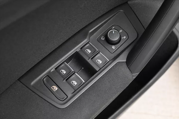 Volkswagen Tiguan 2,0 TDI 110 kW DSG Life Záruka - foto 26
