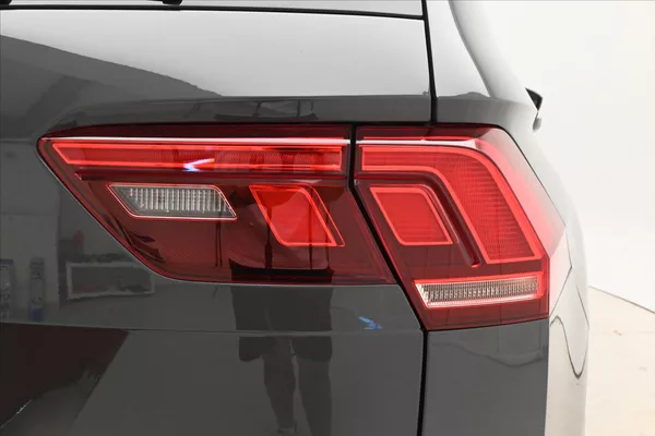 Volkswagen Tiguan 2,0 TDI 110 kW DSG Life Záruka - foto 32