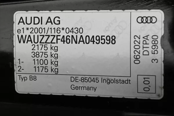 Audi A4 2,0 40TDI 150kW S-Tronic Záruk - foto 12