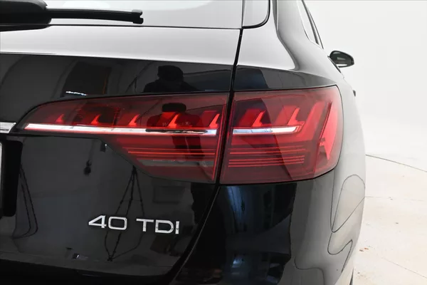 Audi A4 2,0 40TDI 150kW S-Tronic Záruk - foto 31