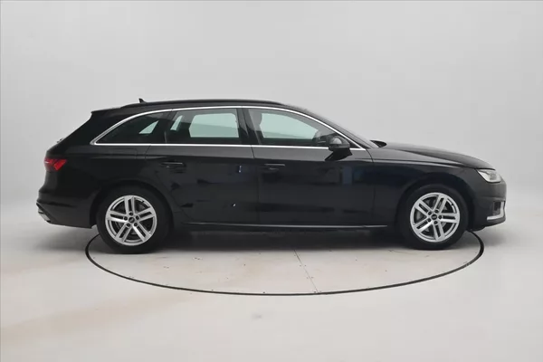 Audi A4 2,0 40TDI 150kW S-Tronic Záruk - foto 4