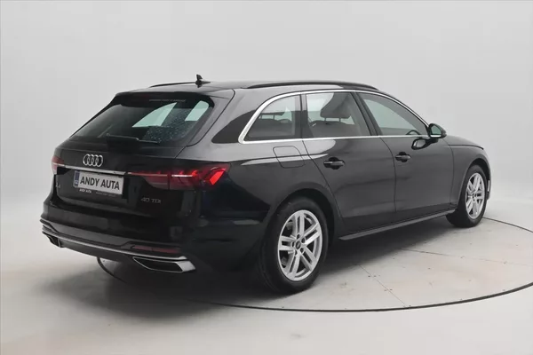 Audi A4 2,0 40TDI 150kW S-Tronic Záruk - foto 5