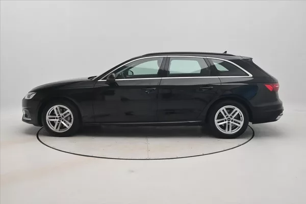 Audi A4 2,0 40TDI 150kW S-Tronic Záruk - foto 8