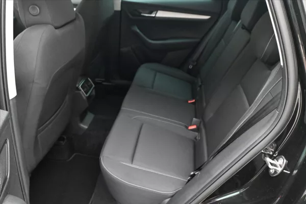 Škoda Karoq 2,0 TDI 85kW DSG Ambition Záru - foto 14