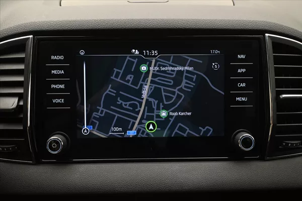 Škoda Karoq 2,0 TDI 85kW DSG Ambition Záru - foto 20