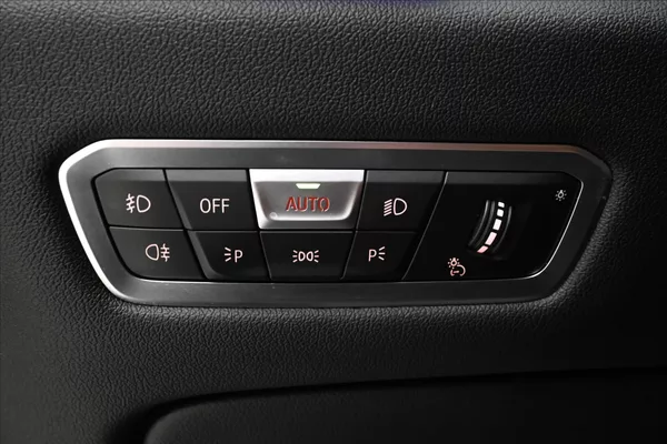 BMW X5 3,0 d xDrive 210kW AT8 Panoram - foto 25