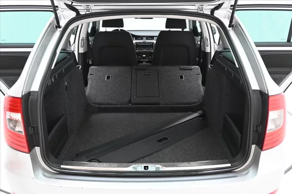 Škoda Superb 2,0 TDI 103 kW Ambition Servis - foto 11