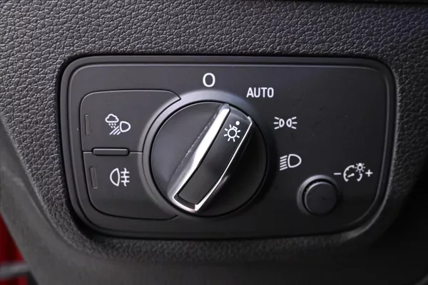 Audi Q2 1,5 35 TFSI 110 kW S-Tronic Zá - foto 26