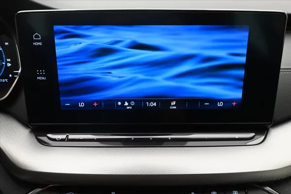Škoda Octavia 2,0 TDI 110kW DSG Ambition Zár - foto 19