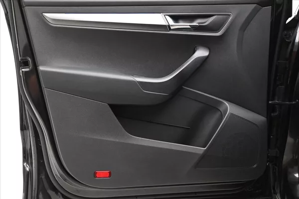 Škoda Karoq 2,0 TDI 85kW DSG Style Záruka - foto 23
