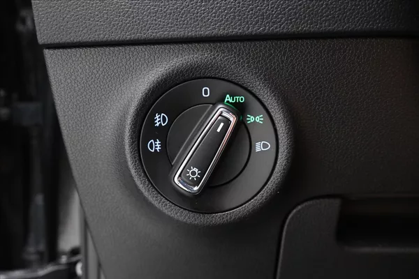 Škoda Karoq 2,0 TDI 85kW DSG Style Záruka - foto 25
