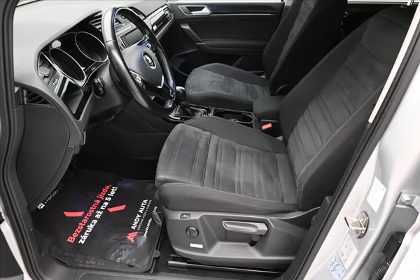 Volkswagen Touran 2,0 TDI 110kW DSG Záruka až 5 - foto 13