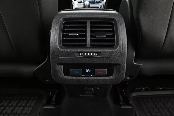 Volkswagen Touran 2,0 TDI 110kW DSG Záruka až 5 - foto 23
