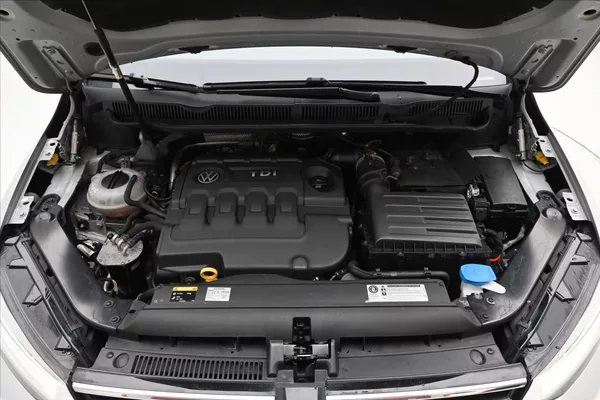 Volkswagen Touran 2,0 TDI 110kW DSG Záruka až 5 - foto 9