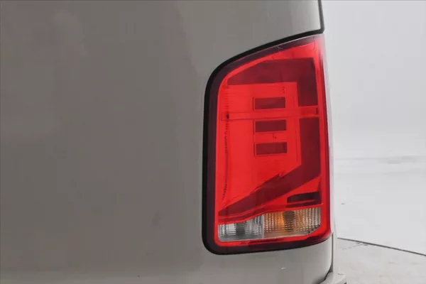 Volkswagen Transporter 2,0 TDI 110kW Klima Tempomat Z - foto 28