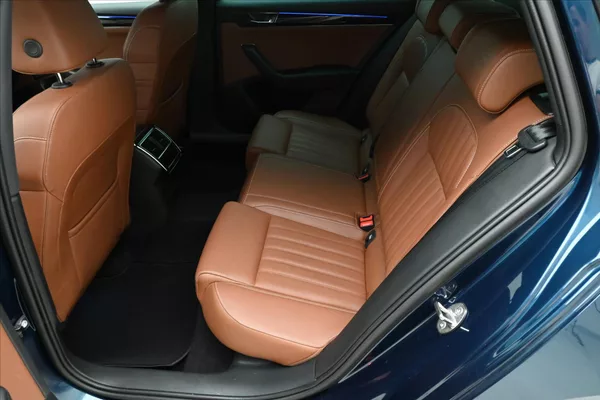 Škoda Superb 2,0 TSI 206kW L&K DSG 4x4 Záru - foto 14